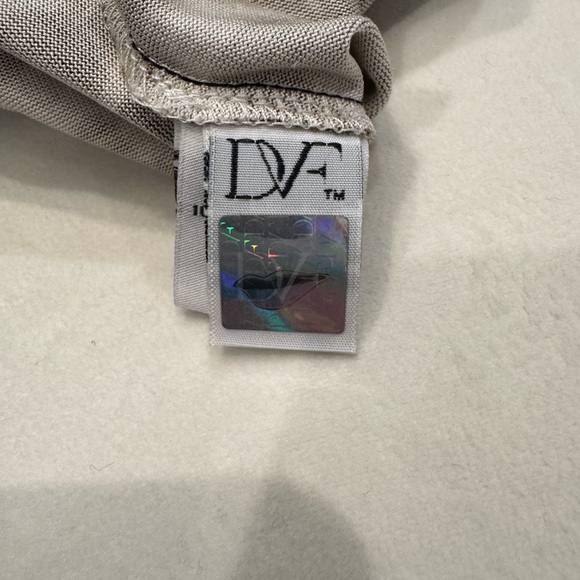 Diane Von Furstenburg Leopard Silk Jersey Print Wrap Dress - Picture 8 of 12